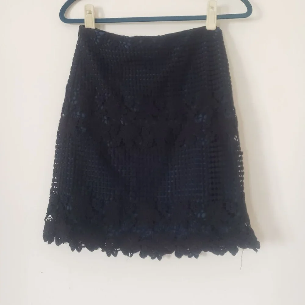 Ann Taylor‎ LOFT Womens Black Lace Straight Skirt Size 2 Office Career Crochet